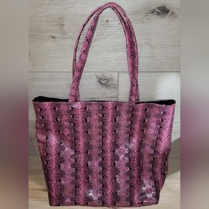 👜 Saks Fifth Avenue Embossed Tote Bag